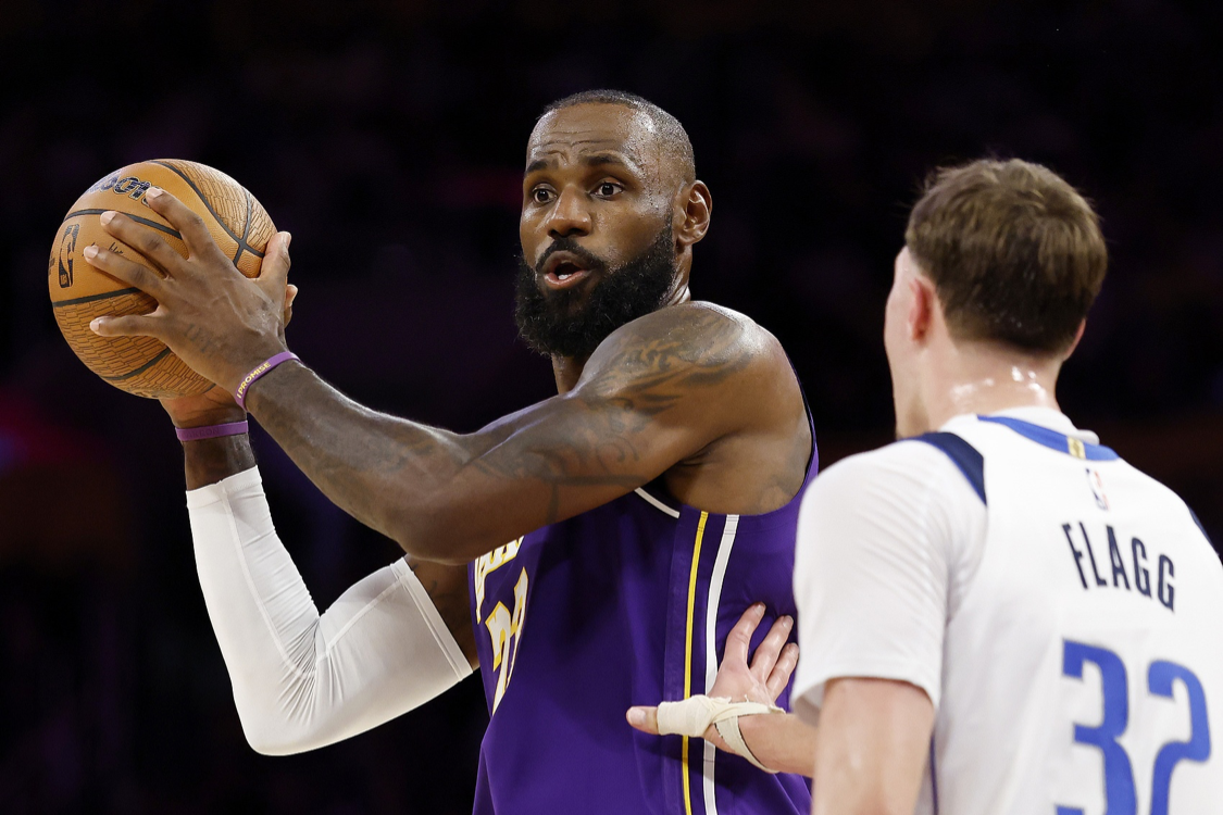 CBA直播-杜兰特和弗拉格激活不同里程碑！詹姆斯都是榜首！